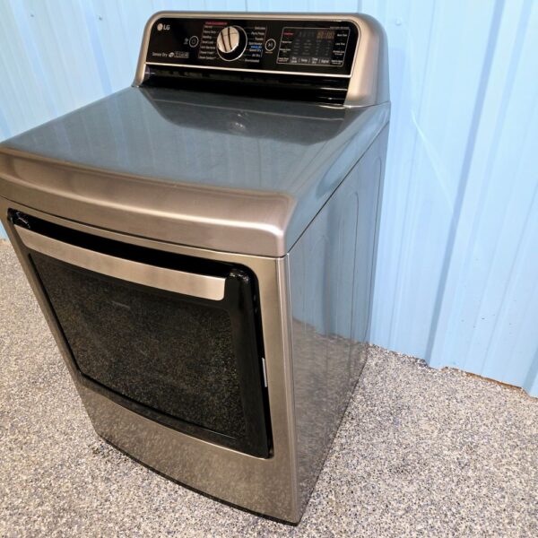 LG 7.3 cu.ft. Electric Dryer with TurboSteam™ - Image 3