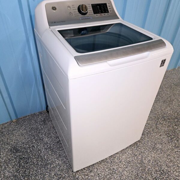 27 Inch Top Load Washer with 4.8 Cu. Ft. Capacity - Image 2