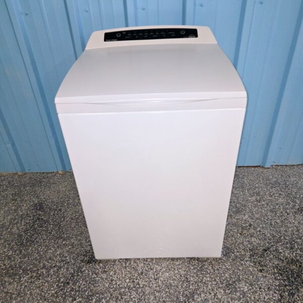 Fisher & Paykel 25 Inch Top-Load AquaSmart Washer with 3.7 cu. ft. Capacity