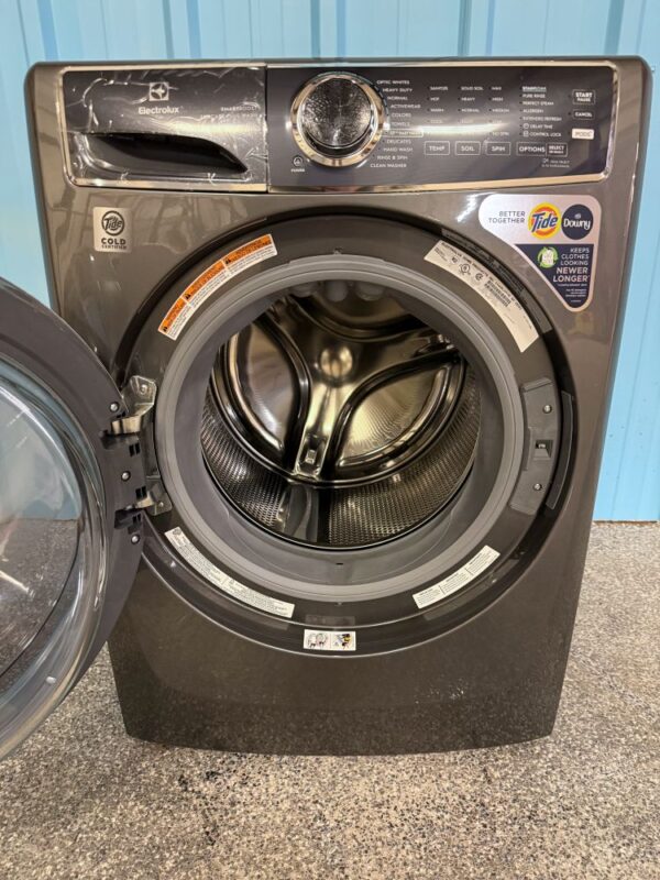 Electrolux 27 Inch Front Load Washer with 4.5 cu.ft. Capacity - Image 2