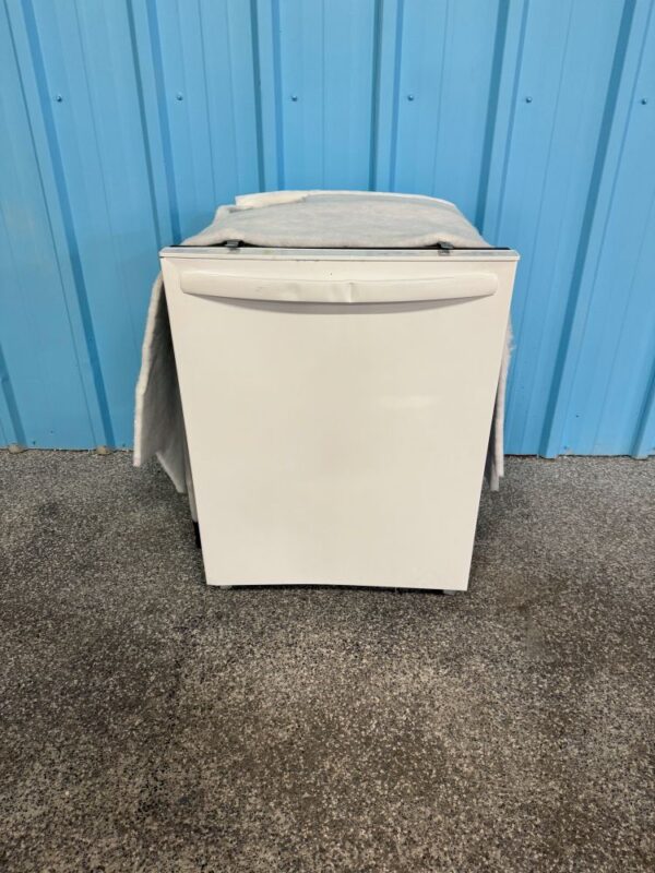Frigidaire 24 Inch Fully Integrated Dishwasher with 14 Place Settings