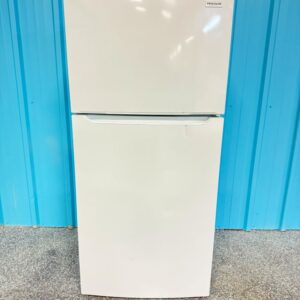 Frigidaire 30 Inch Top Freezer Refrigerator with 18.3 Cu. Ft. Capacity