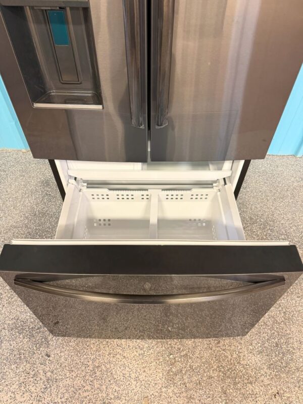 Frigidaire 36 Inch French Door Refrigerator with 27.8 Cu.Ft. Capacity - Image 3